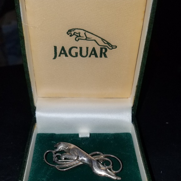 Vintage sterling silver Jaguar brooch giveaway car